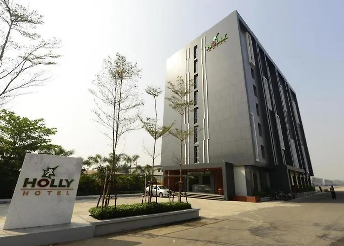 Holly Hotel