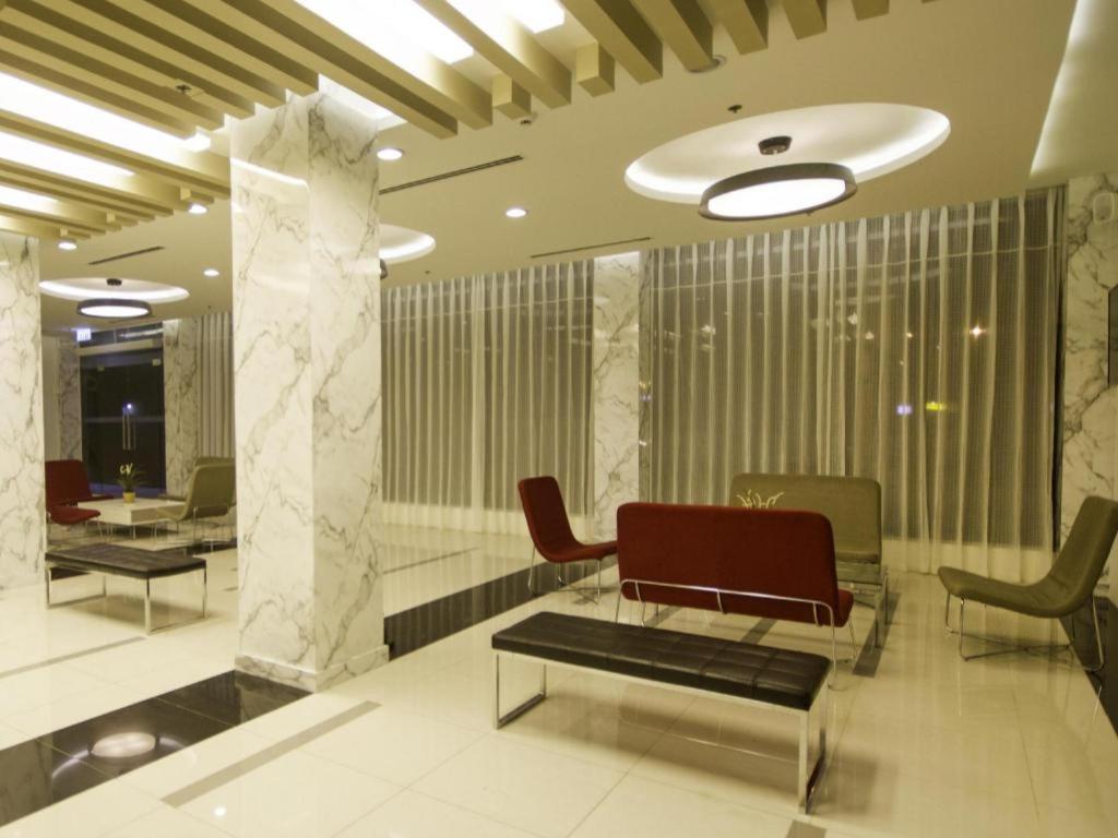 Holly Hotel Yangon